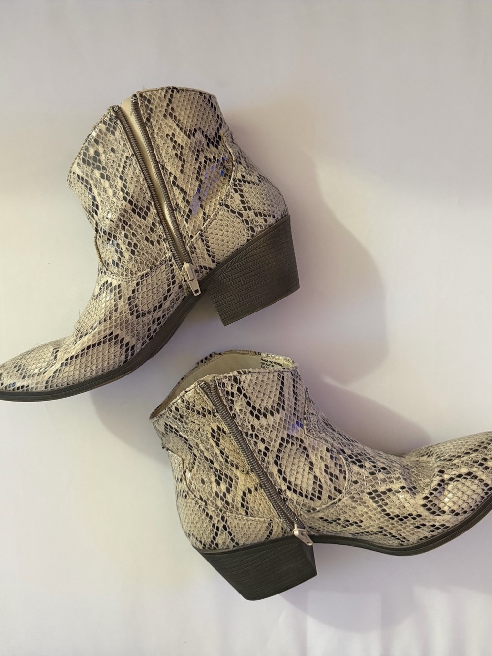 Rampage Snake-Print Ankle Booties in Cream and Tan. Women’s Size 8.5.